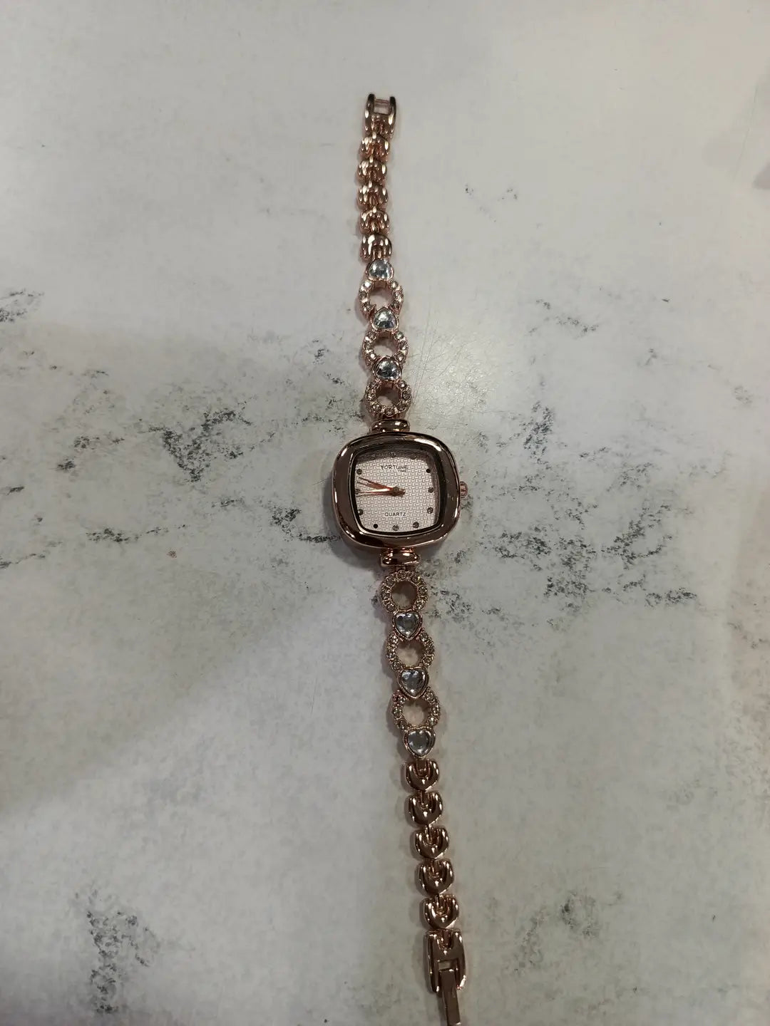 Women's Chic Everyday Design That Upgrades Any Outfit Watch 1