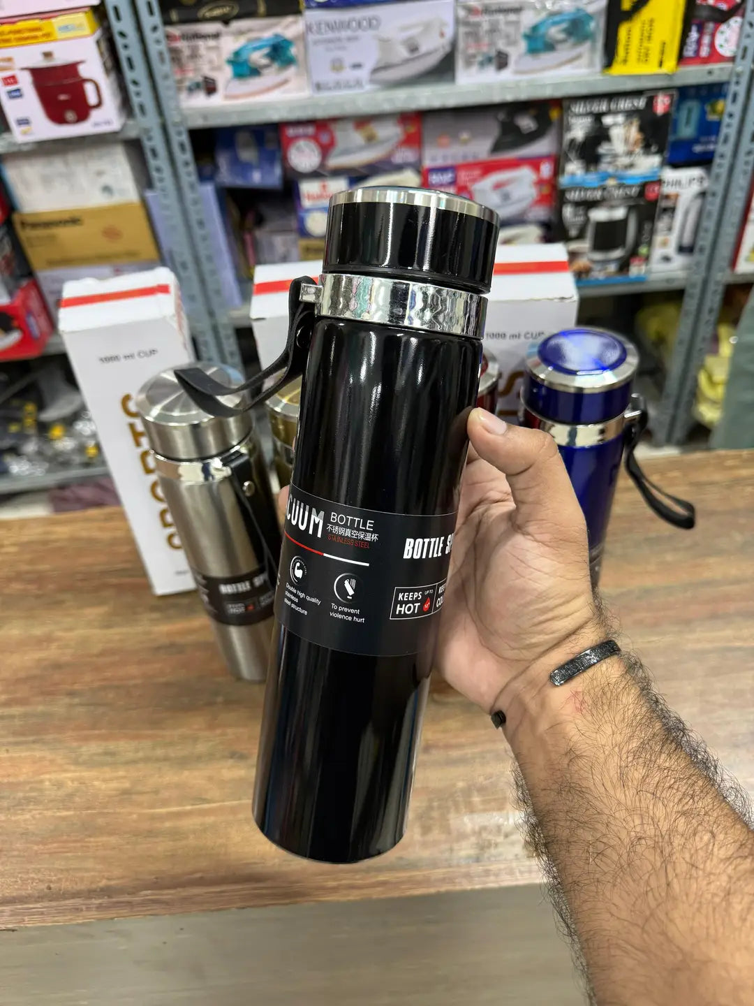 Ultra-Premium Sport Vacuum Bottle | 48-Hour Hot & Cold Retention | Sleek multicolour | 1000Ml